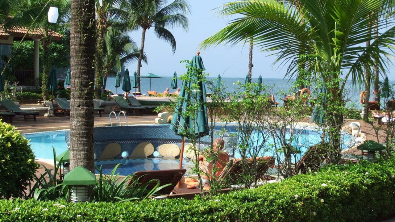 Pool Khao Lak Bayfront Resort