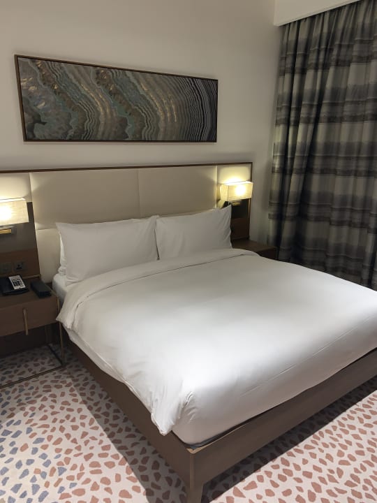 Zimmer Staybridge Suites Dubai Al-Maktoum Airport by IHG