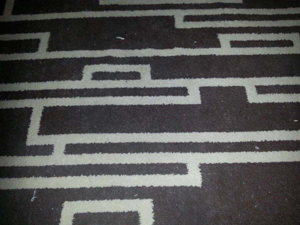 Bettvorleger nach Zimmerreinigung Hotel El Mouradi Djerba Menzel