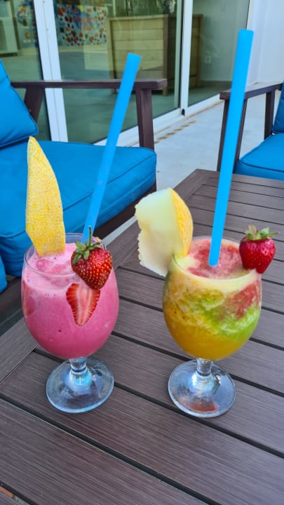 Gastro Well Palace Side