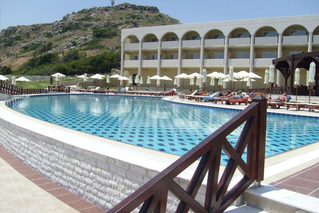Teil der neuen Poolanlage Hotel Kalithea Horizon Royal