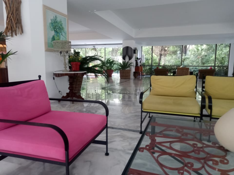 Lobby Dionysos Hotel
