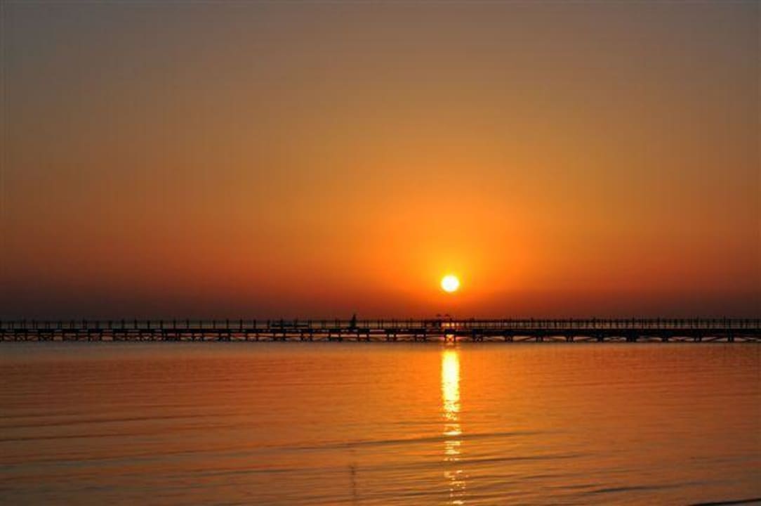 6:10 Sonnenaufgang Cleopatra Luxury Resort Makadi Bay