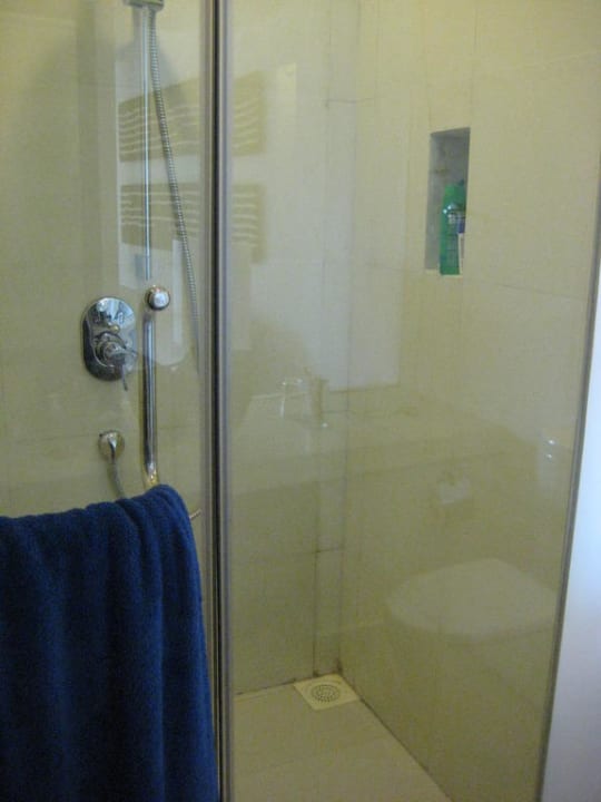 Titel Goldi Sands Hotel