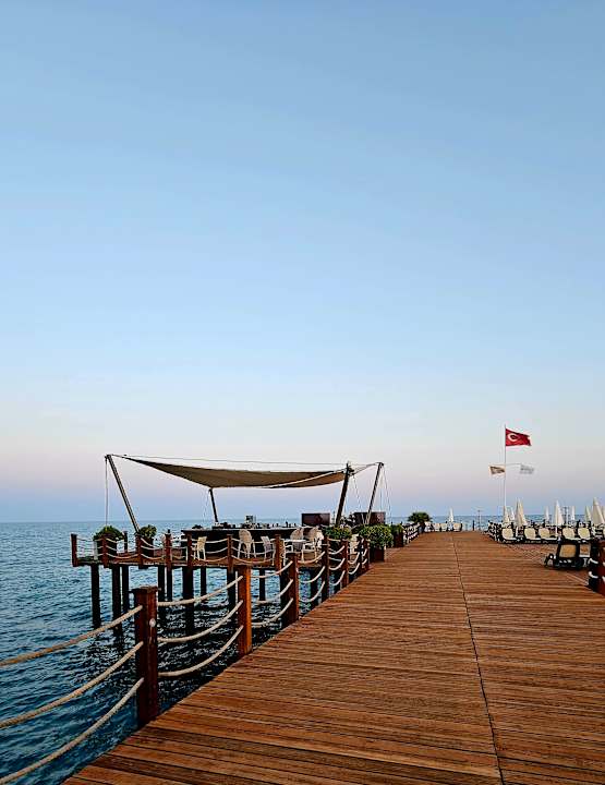 Strand Xanadu Resort Hotel