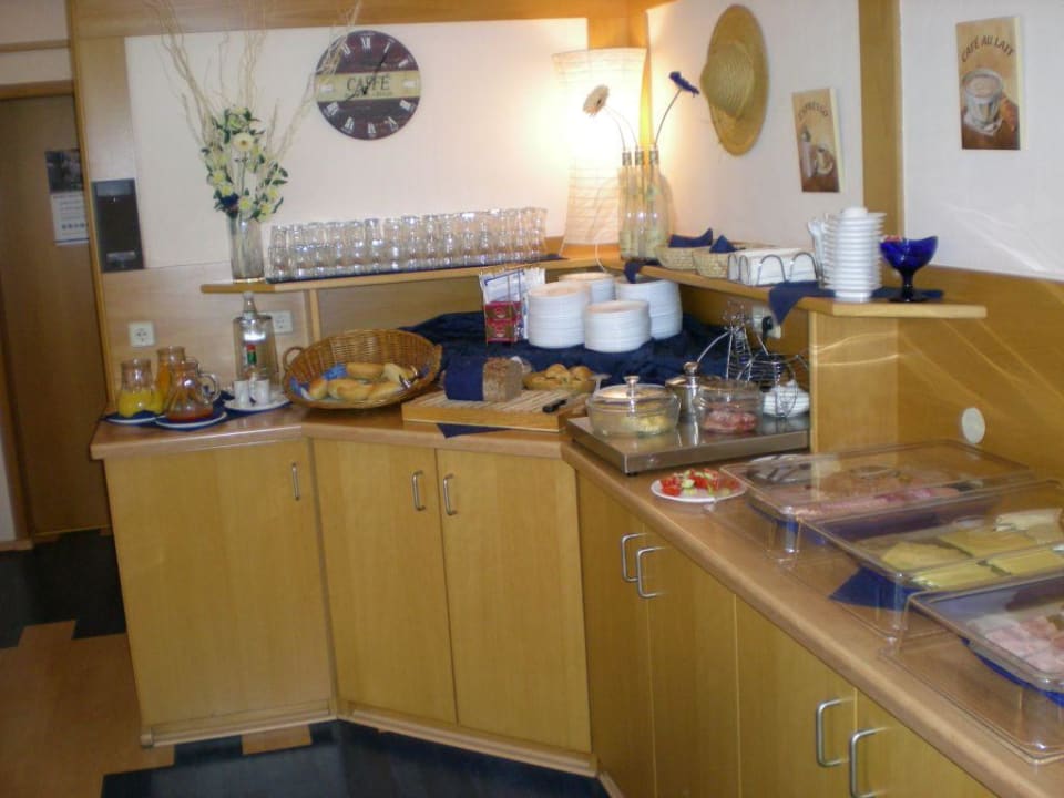 Frühstücksbuffet Ibis Hotel Kassel Melsungen