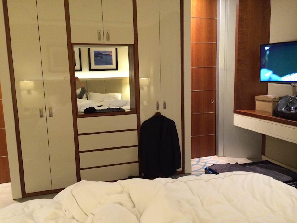 Blick vom Bett Hotel Jumeirah Emirates Towers