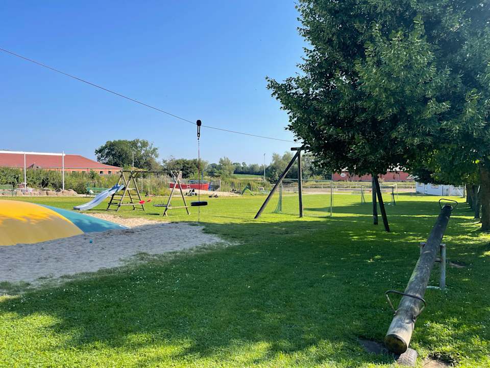 Außenansicht Wellnesshaus Löwenzahn auf dem Ostsee Ferienhof