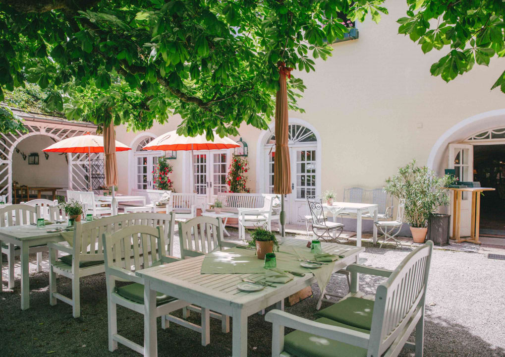 Gastro Der Schlosswirt zu Anif - Biedermeierhotel & Restaurant