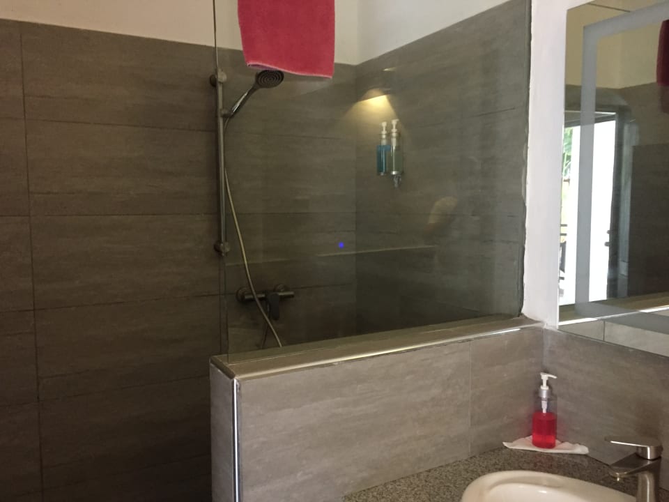 Zimmer Diani Sea Resort