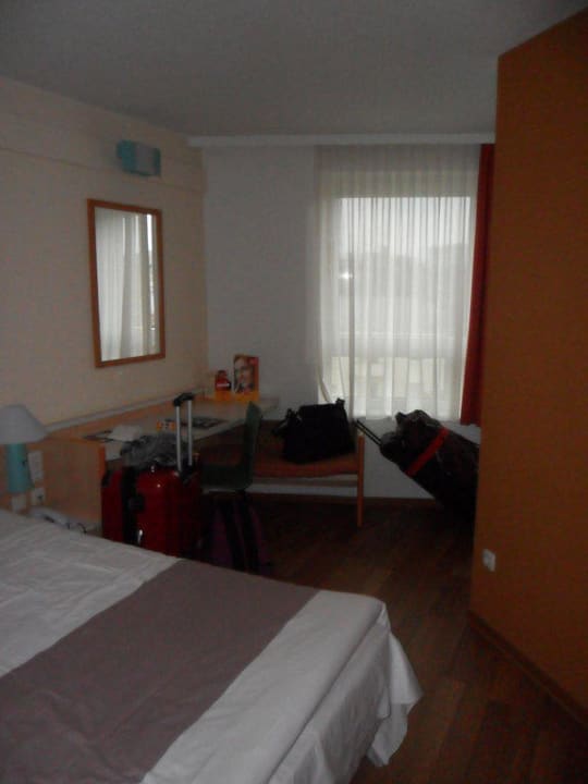 Zimmer B&B Hotel Düsseldorf-Hbf