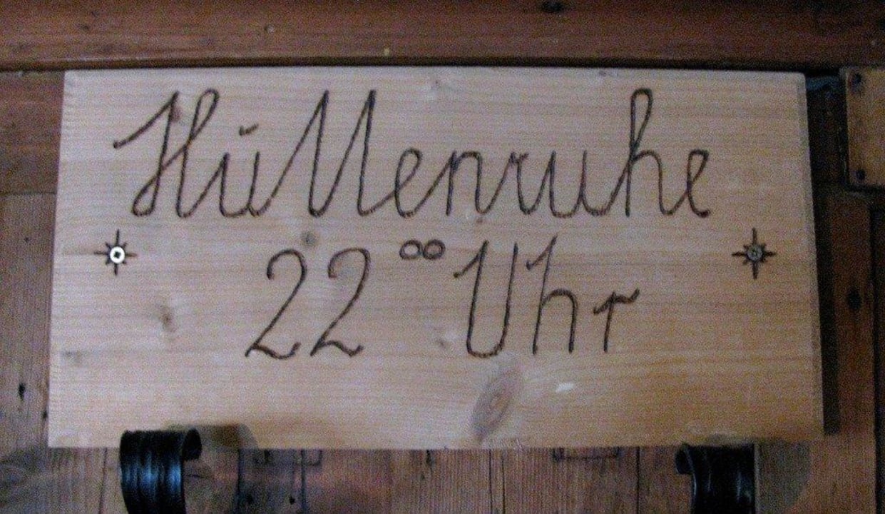 Hüttenruhe 22:00 Uhr Schwarzwasserhütte DAV