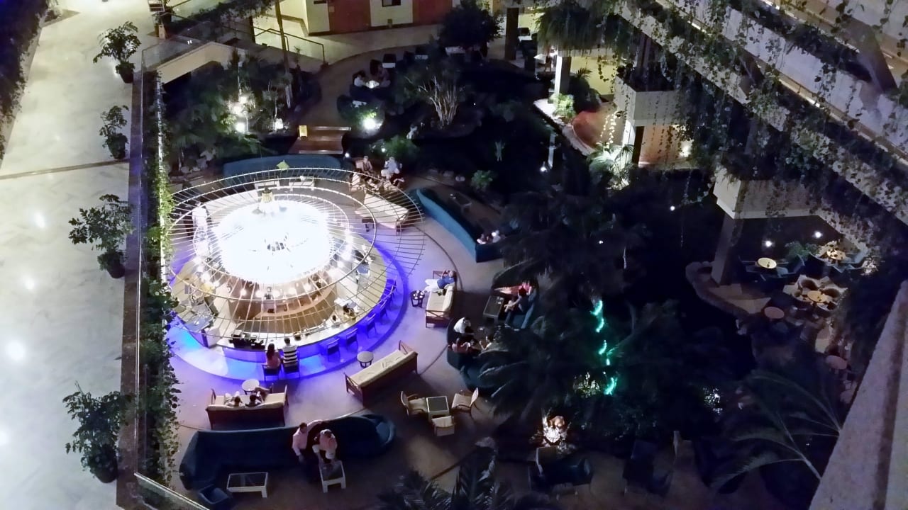 Die Hotelbar vom 5ten Stock Hotel Grand Teguise Playa