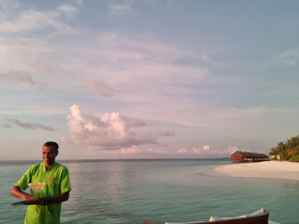 Strand Mirihi Island Resort