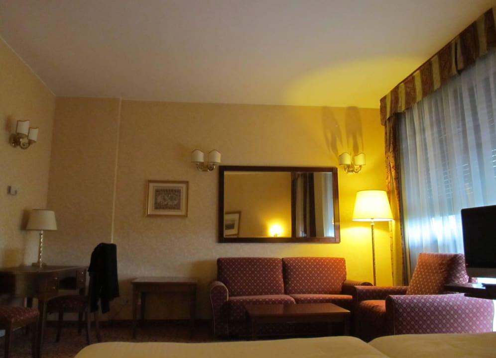 Pokój - biurko Quark Hotel Milano
