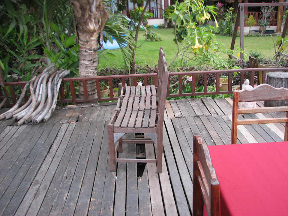 Terrasse Hotel Elephant Crossing