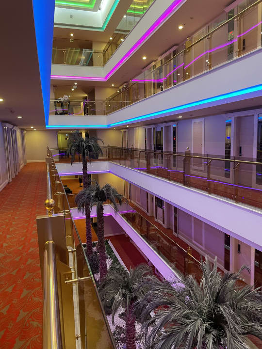 Sonstiges Azura Deluxe Resort & Spa Hotel