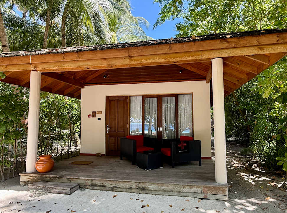 Außenansicht Vilamendhoo Island Resort & Spa