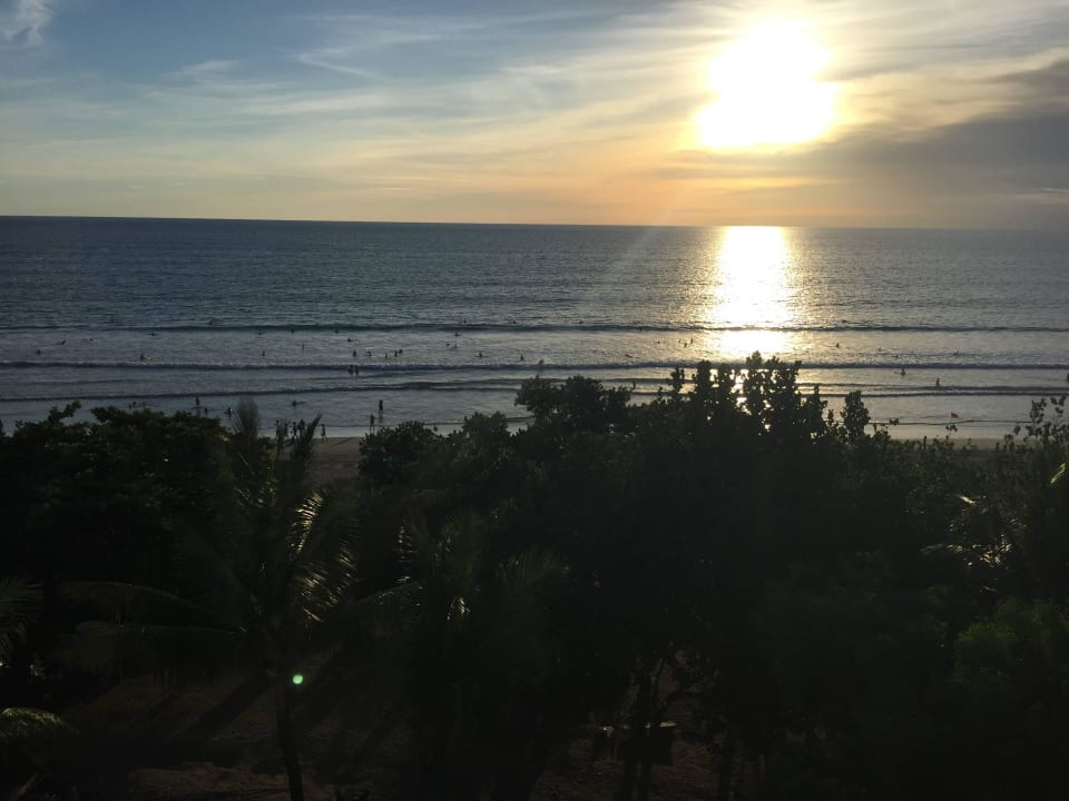 Widok z baru Citadines Aparthotels Kuta Beach