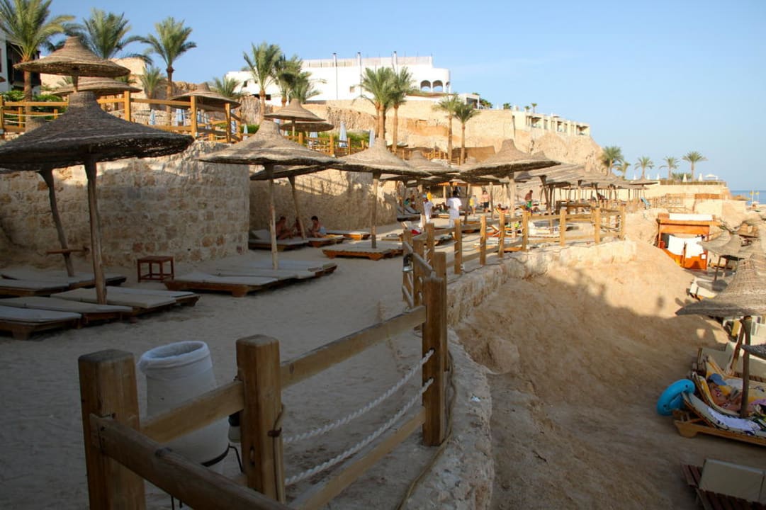 Der Terrassenformige angelegte Strand Sharm Plaza