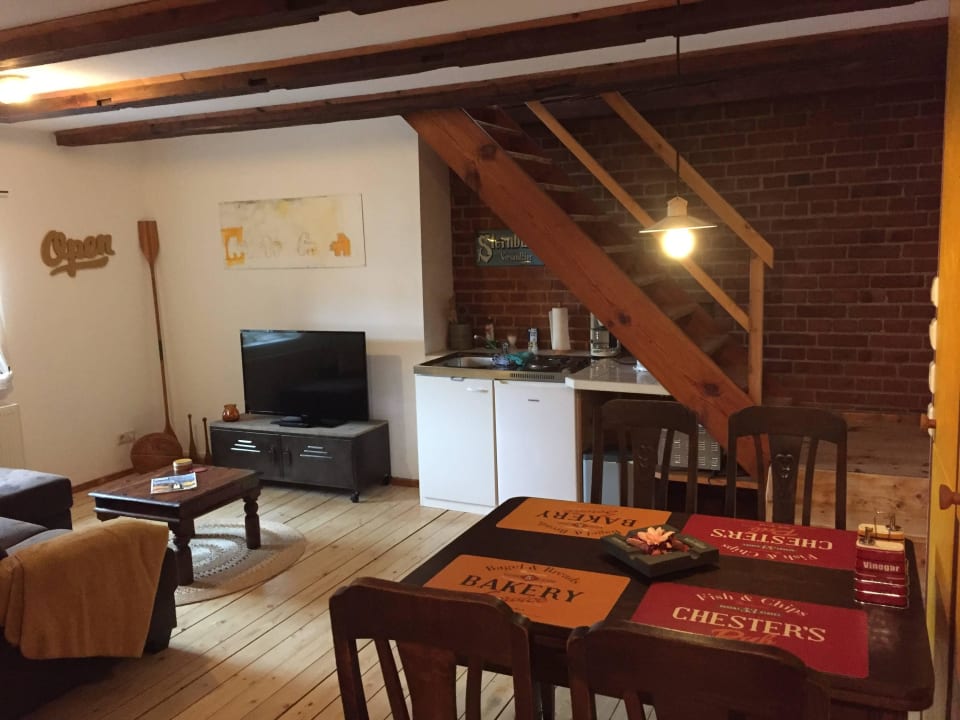 Die Wohnküche zur Ferienwohnung "Franziska Voigt" Pension Das Lehmhaus am Anger