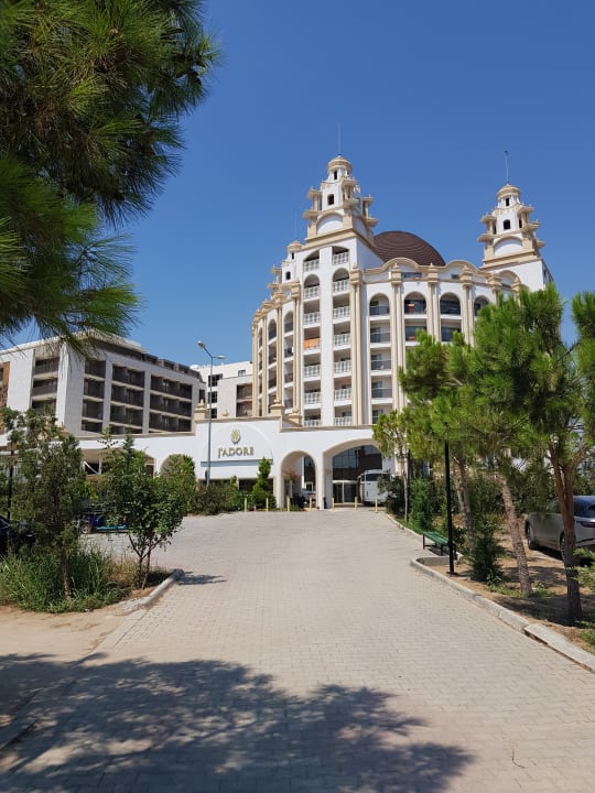 Außenansicht J'adore Deluxe Hotel & Spa
