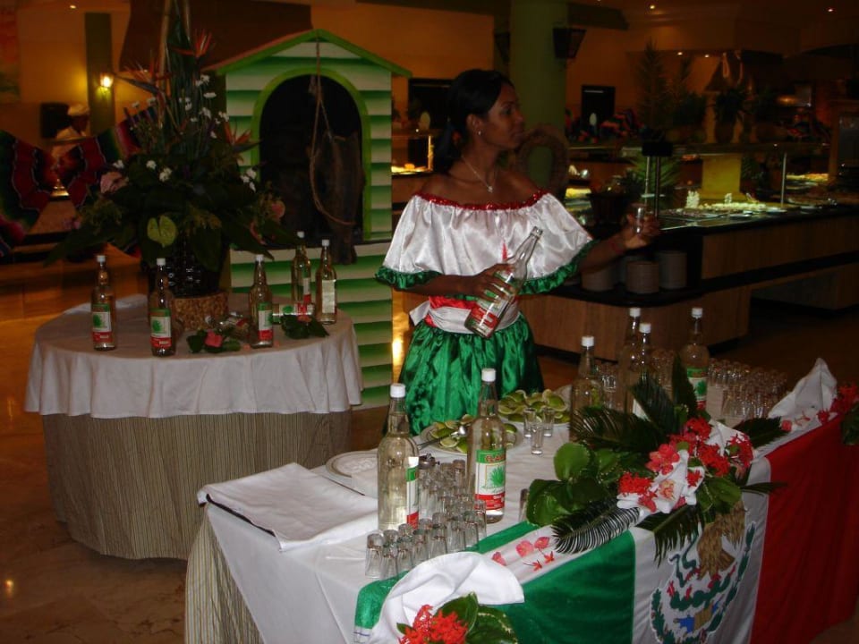 Buffet Restaurant Las Torres Grand Palladium Select Bávaro Resort & Spa