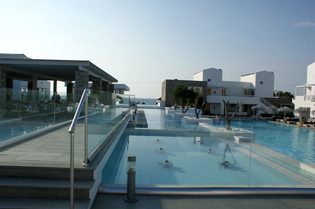 Poolbar Diamond Deluxe Hotel & SPA