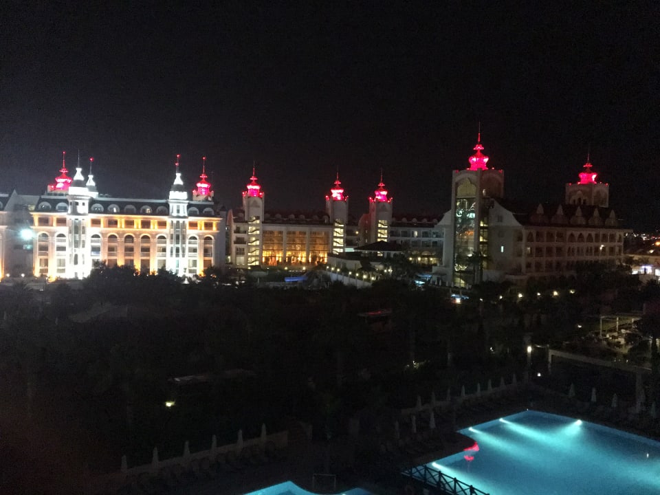 Ausblick Side Crown Palace