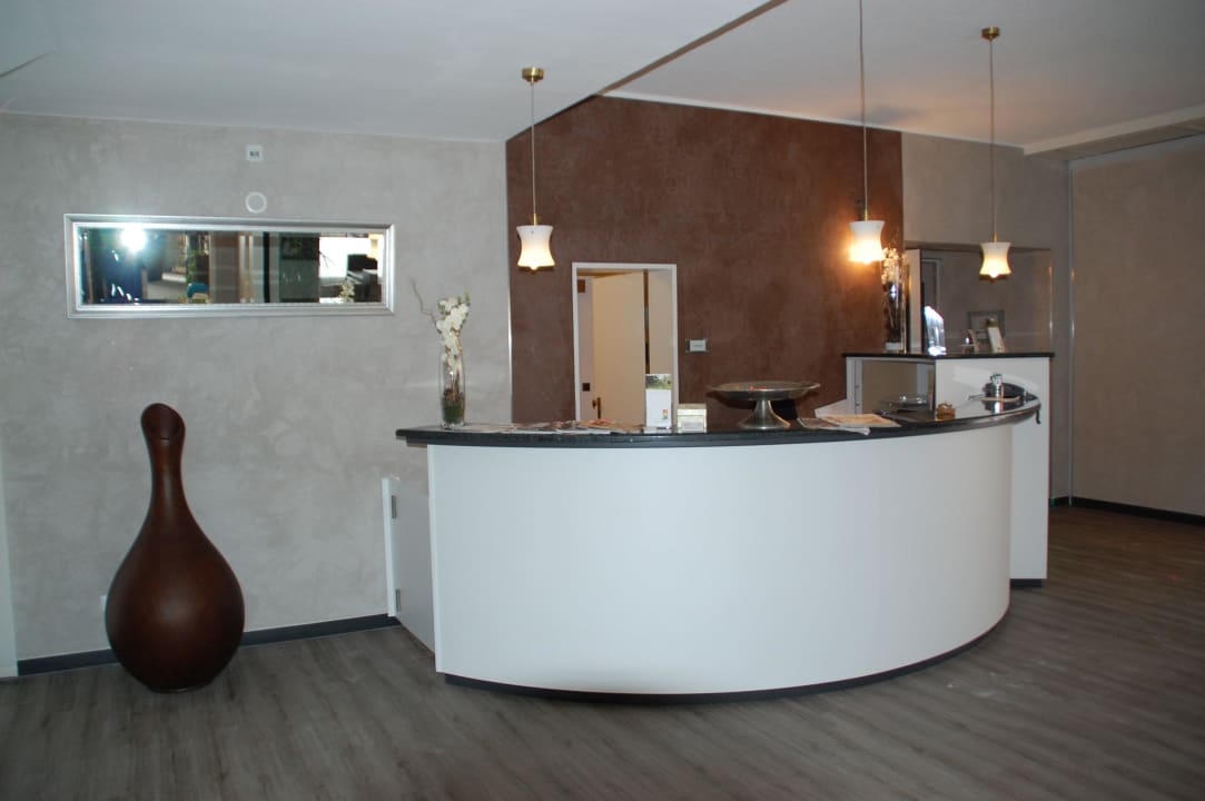 Rezeption Parkhotel Sonnenberg