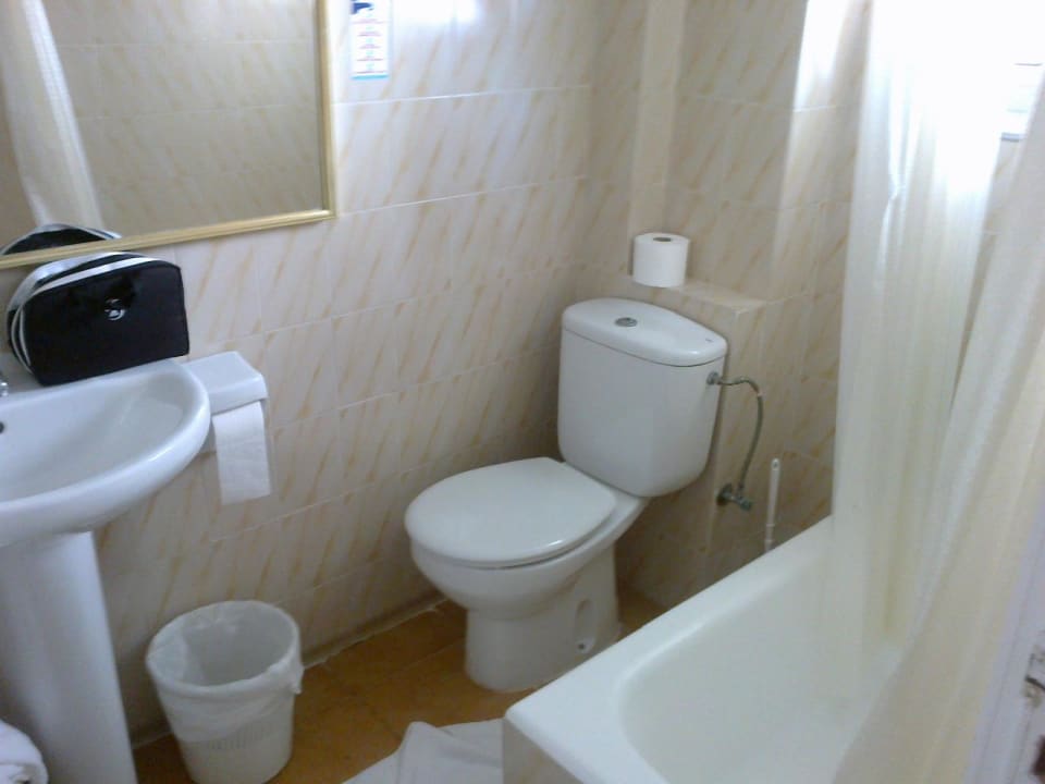 Bad im Zimmer 131 HM Dunas Blancas