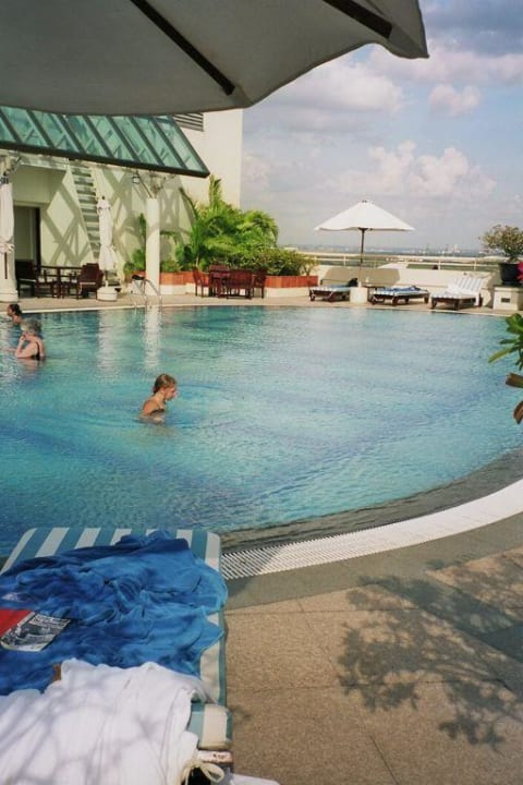 Pool Hotel Sofitel Plaza