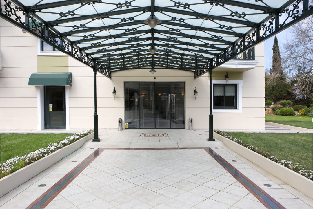 Lobby Ramada by Wyndham Athens Attica Riviera