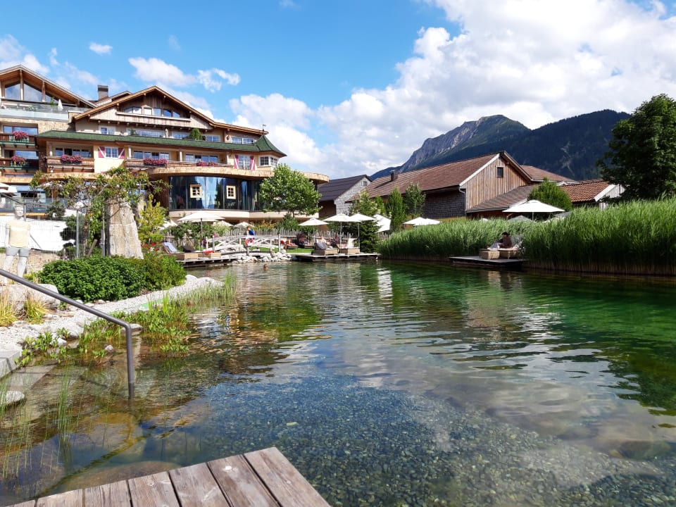 Außenansicht Wellnesshotel Engel