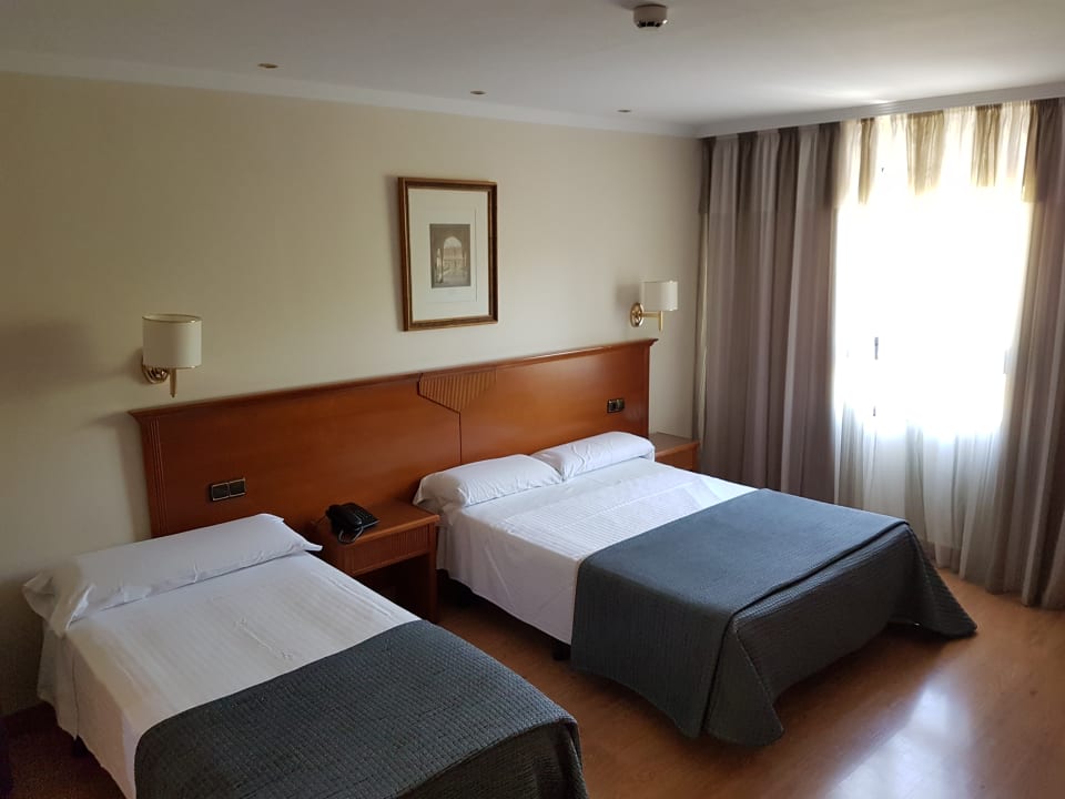 Zimmer Hotel Porcel Alixares
