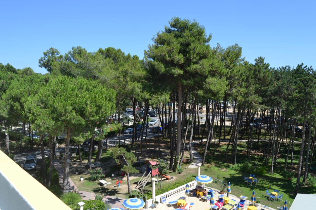 Richtung Meer Hotel Colorado