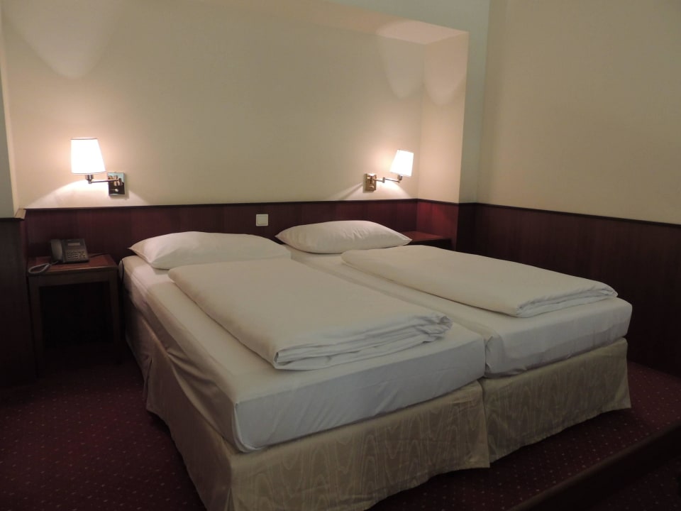 Die Betten Austria Trend Hotel Schloss Wilhelminenberg