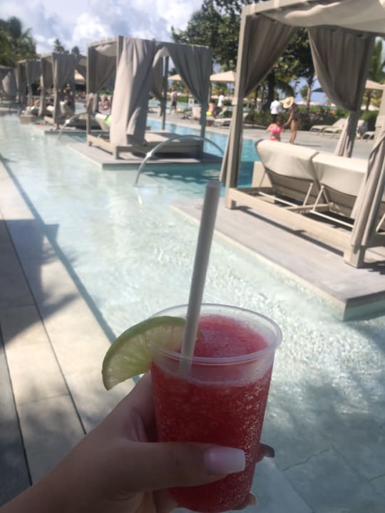 Pool Lopesan Costa Bávaro Resort, Spa & Casino