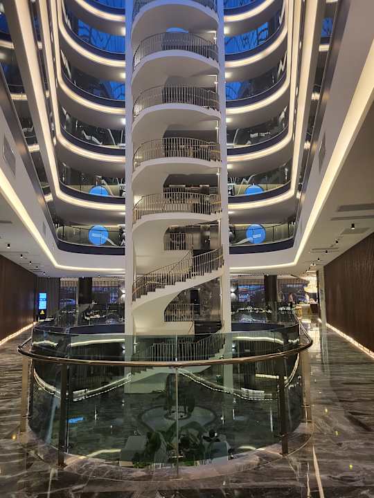 Lobby Rubi Platinum Sign