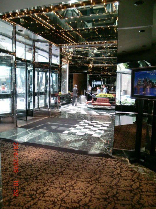 Lobby Millennium Hilton New York One UN Plaza