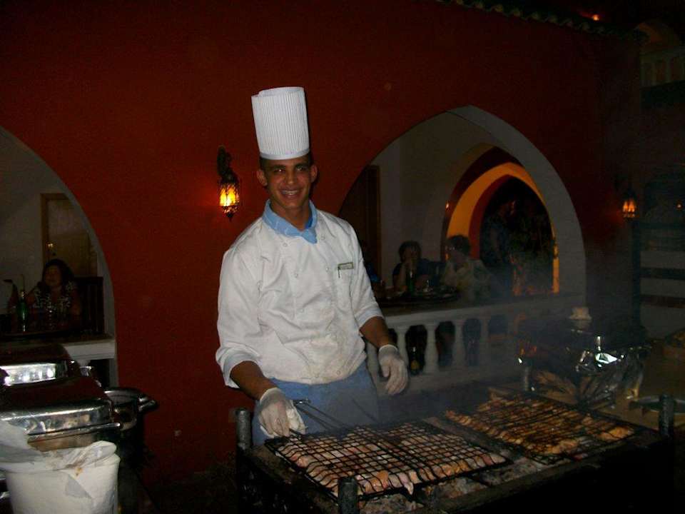 1. Oktoberfest 2010 Pickalbatros Alf Leila Wa Leila Resort - Neverland Hurghada