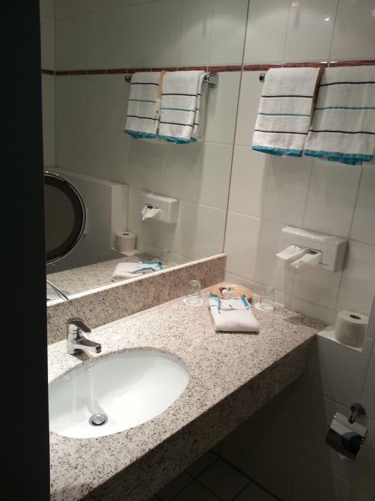 Badezimmer PLAZA INN Regensburg