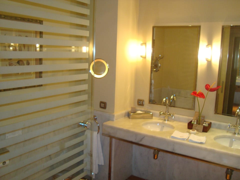 Badezimmer Bahía del Duque