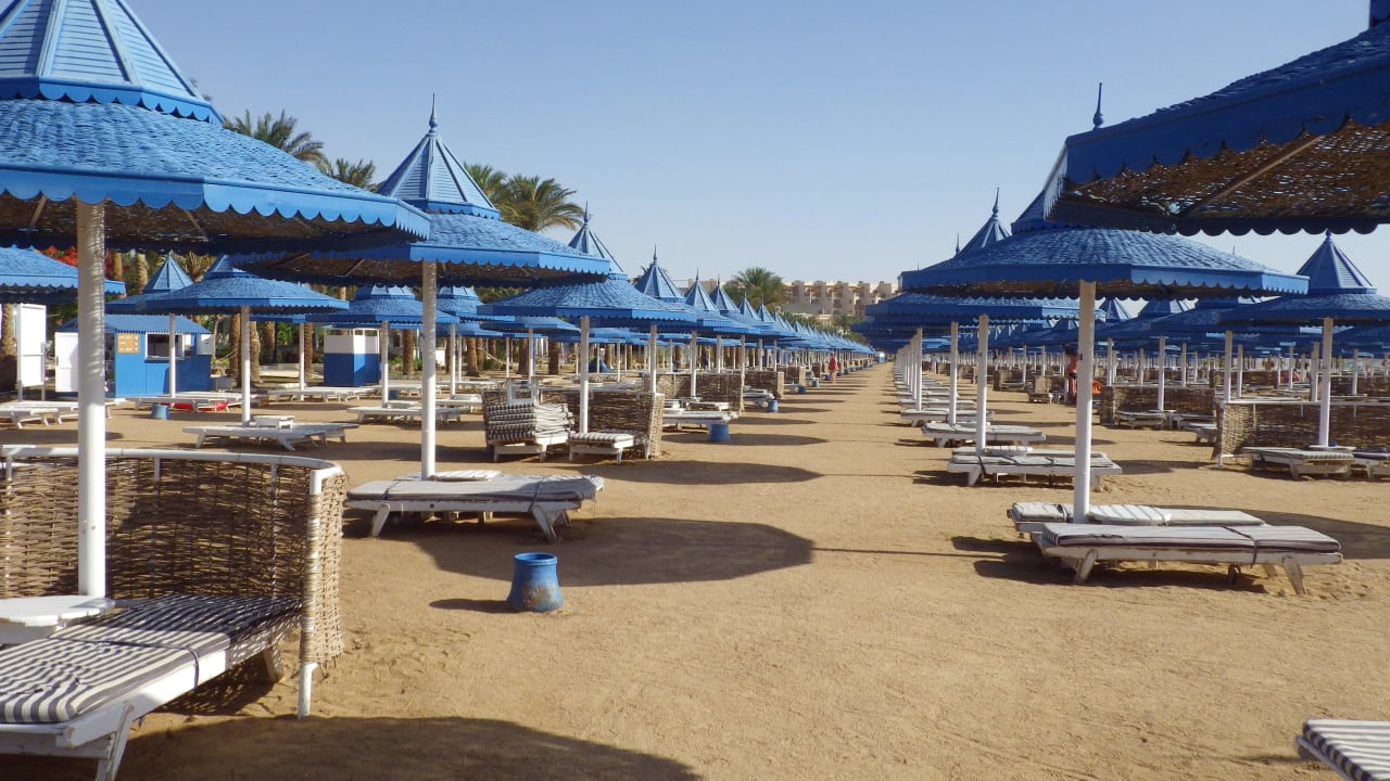 Zum Strand The Grand Hotel Hurghada