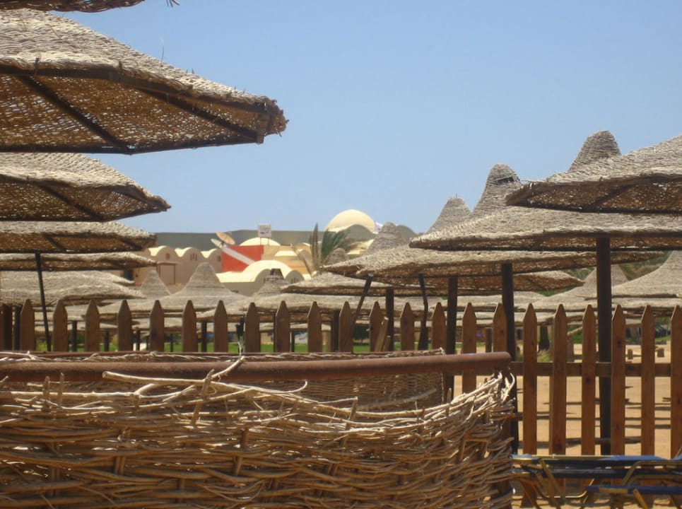 Solaya, Strand Jaz Solaya