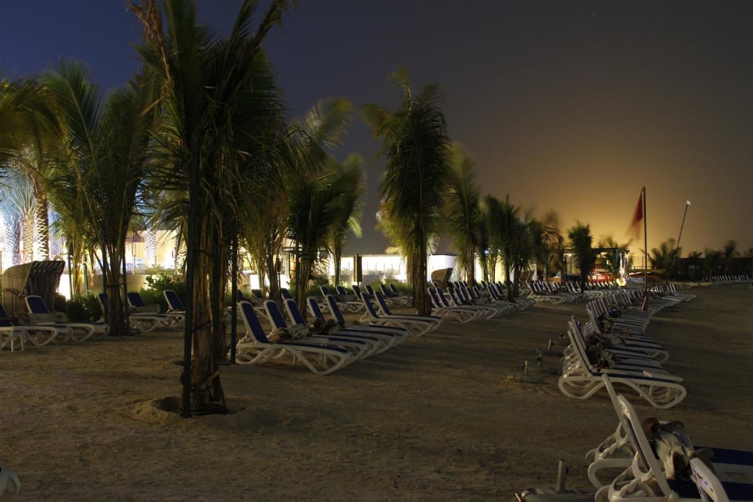 Strand DoubleTree by Hilton Resort & Spa Marjan Island
