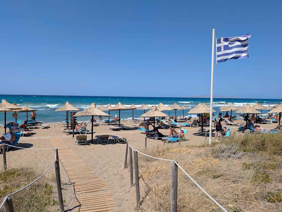Strand Agapi Beach Resort