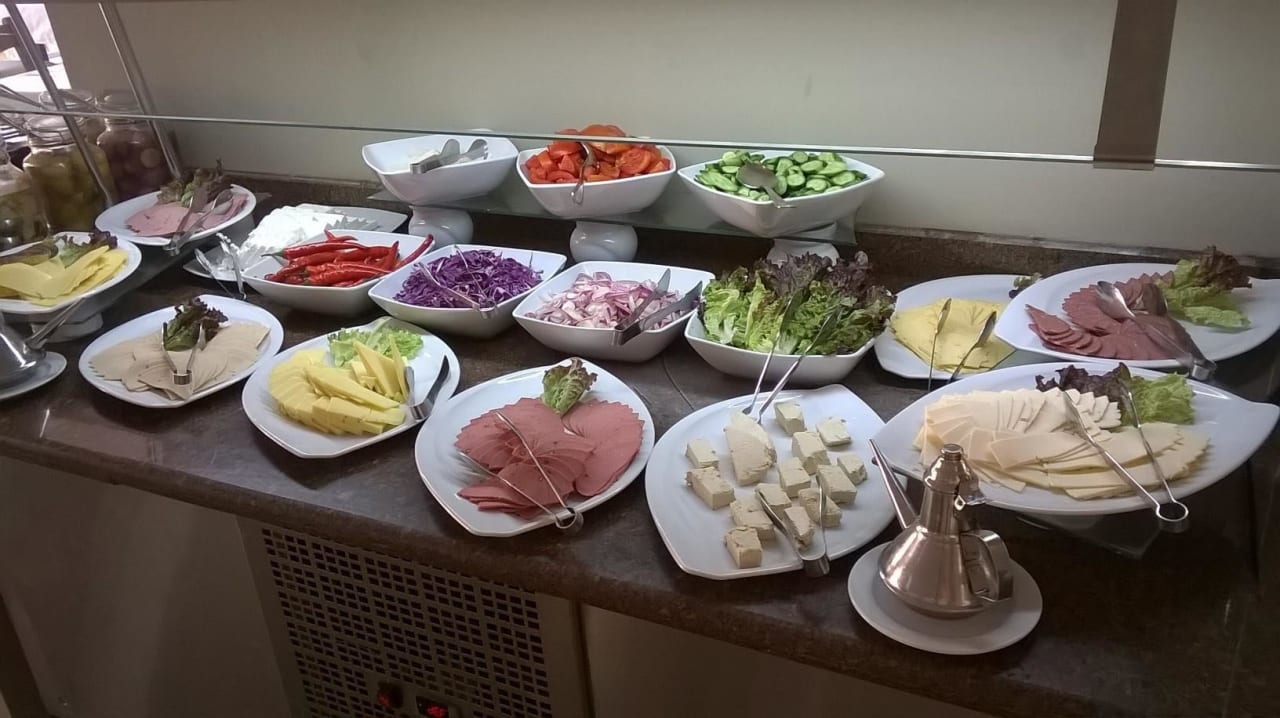 Zum Frühstück Three Corners Equinox Beach Resort