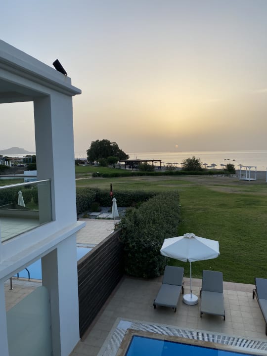 Zimmer Asterias Beach Resort