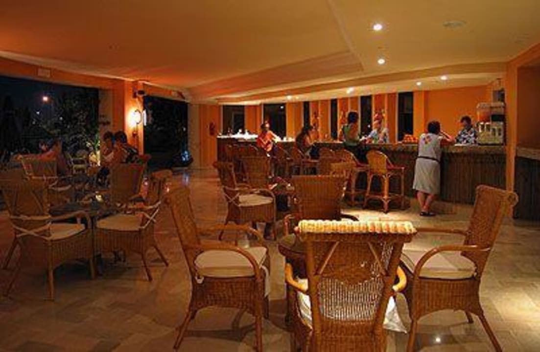 Snack Bar African Queen Hotel African Queen